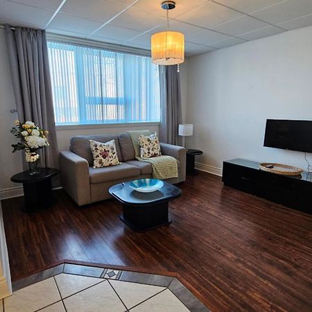 Chicoutimi Gite Au P'Tit Manoir B&B מראה חיצוני תמונה