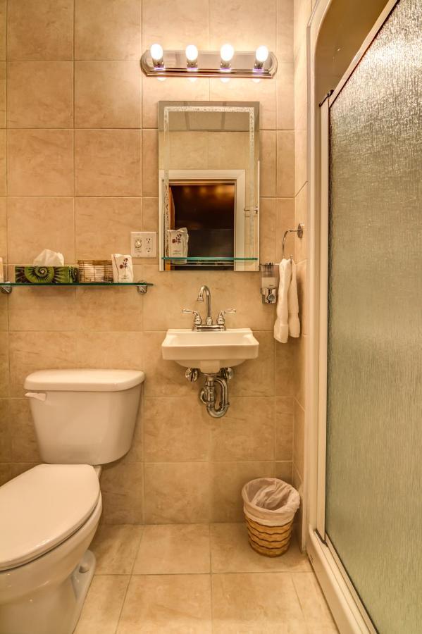 Chicoutimi Gite Au P'Tit Manoir B&B מראה חיצוני תמונה